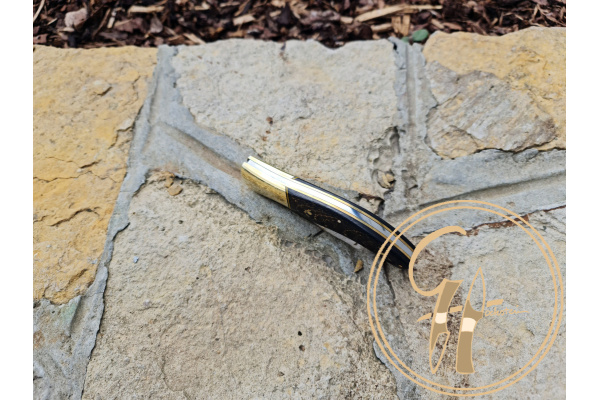 pattantyus_rwl-34sargarez_platina_bakni_es_szegecsek_fatcarbon_brass_karbon_markolat3
