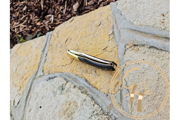 pattantyus_rwl-34sargarez_platina_bakni_es_szegecsek_fatcarbon_brass_karbon_markolat_4