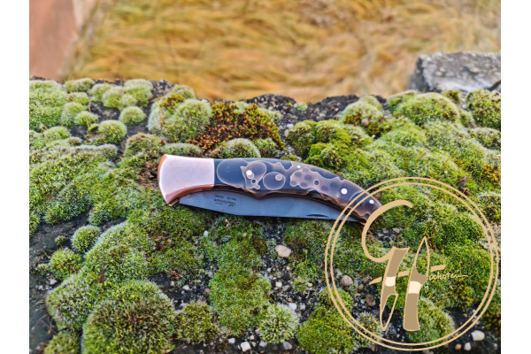rigatz_jancsi_fejesgorbe_slipjoint_tradi_cpm121_rex_70hrc_copper_raffir_black_moon_1
